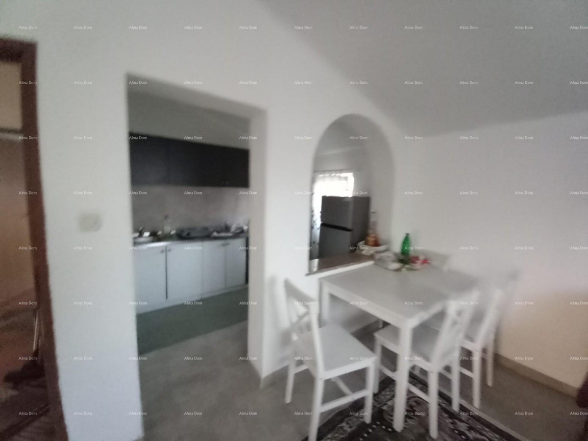 Prodaja hiše z dvema ločenima stanovanjem, Šišan! 10