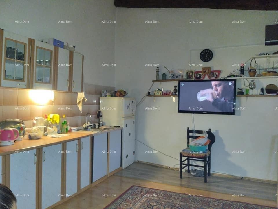 House for sale in the center of Motovun 1