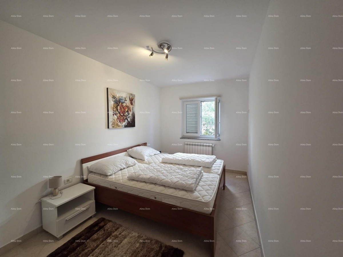 Prodaja šarmantnega stanovanja v pritličju, 60 m², Duga Uvala 17