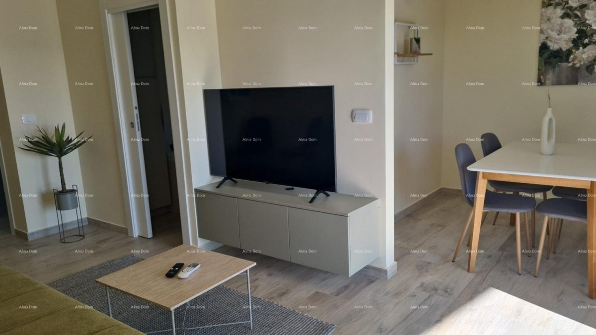 Modern apartment with parking space and storage in block F, near Umag! 20