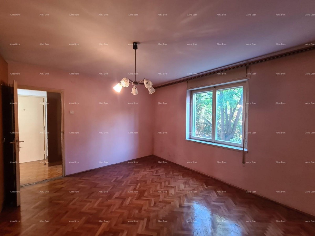 Chestnut. Apartment for sale in an excellent location, Pula! 26