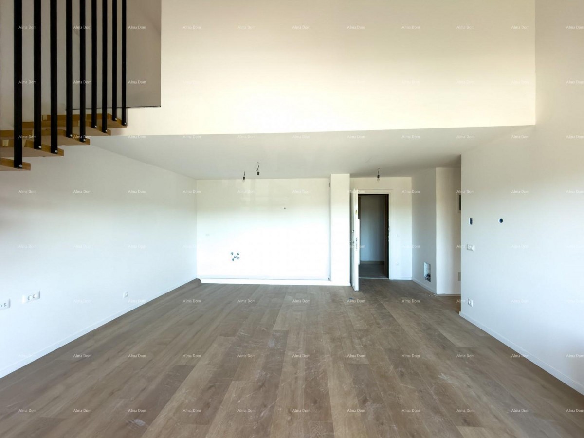 DVOETAŽNI APARTMA V CENTRU POREČA 9