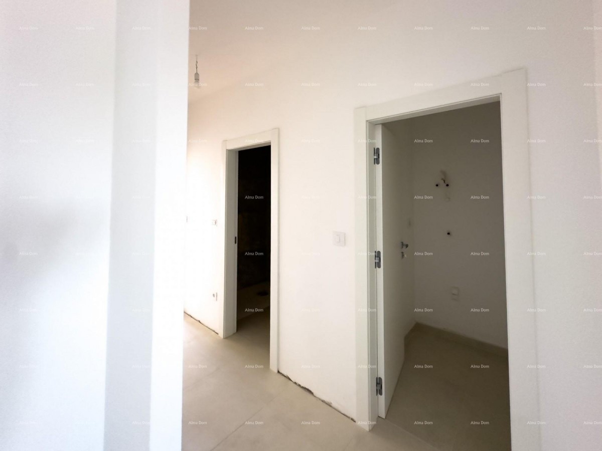 Prodajemo stan s parkirnim mjestom u novoj zgradi,  u Barbanu. 10