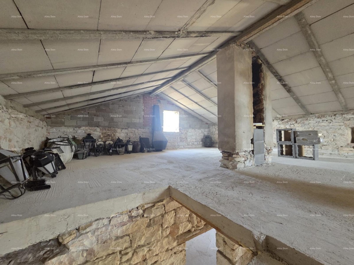 ДОМ В МУТВОРАНЕ – 300+ м² И УЧАСТОК 2.980 м² 15