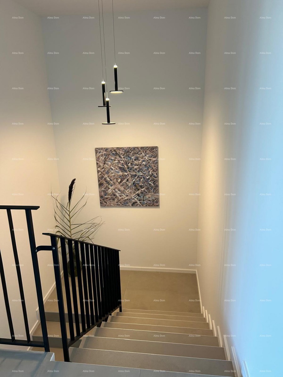 Prodaje se moderna kuća s bazenom, Rovinjsko selo 10