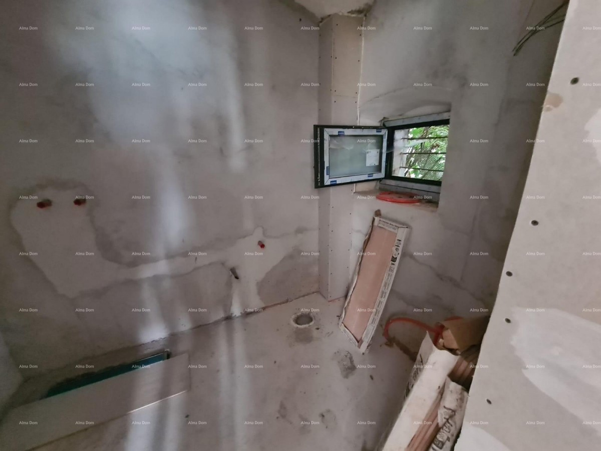 Продается дом с погребом в стадии ремонта, КРНИЦА! 14