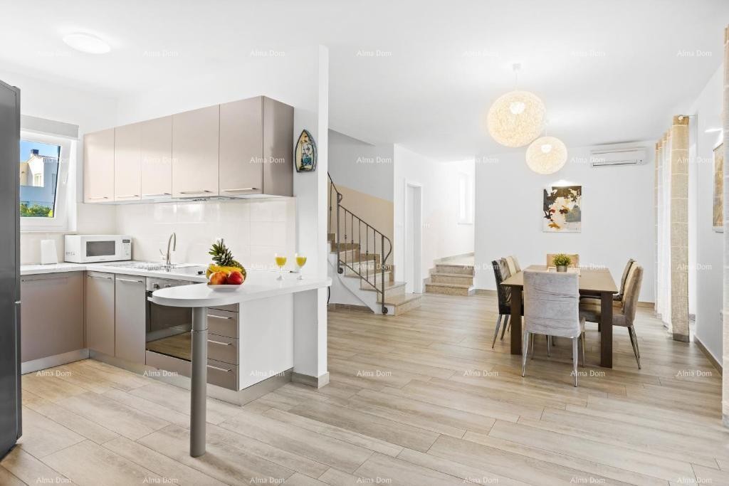 Продам красивую, роскошную истрийскую виллу в привлекательном месте, Пошеси, Медулин! 14