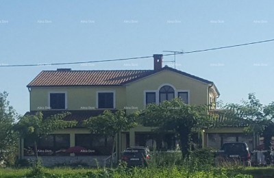 Prodaje se  kuća u  Umagu