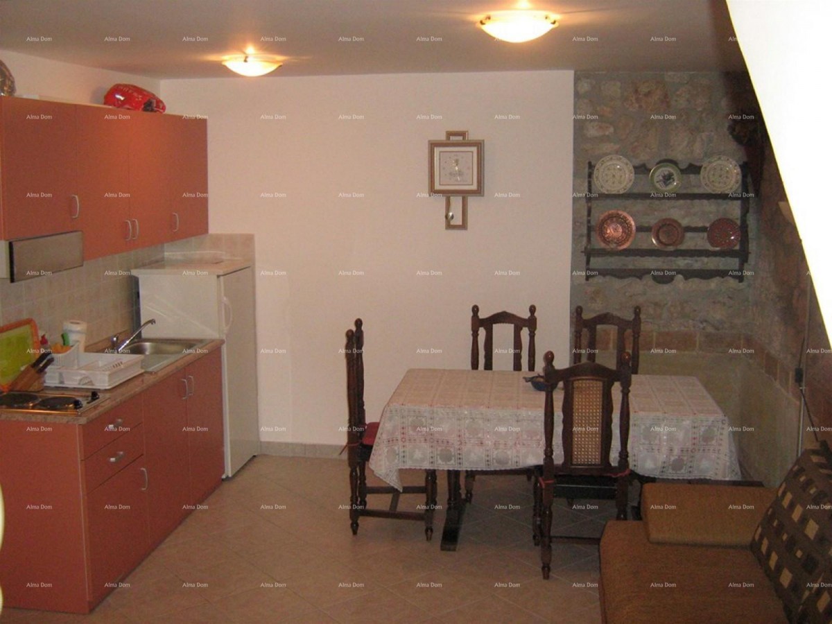 Апартаментный дом в центре Врсара – 200 м от моря 2