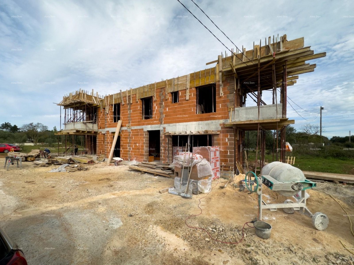 Vendiamo appartamento con garage e giardino in costruzione! Vicinanza al centro di Pola. 2