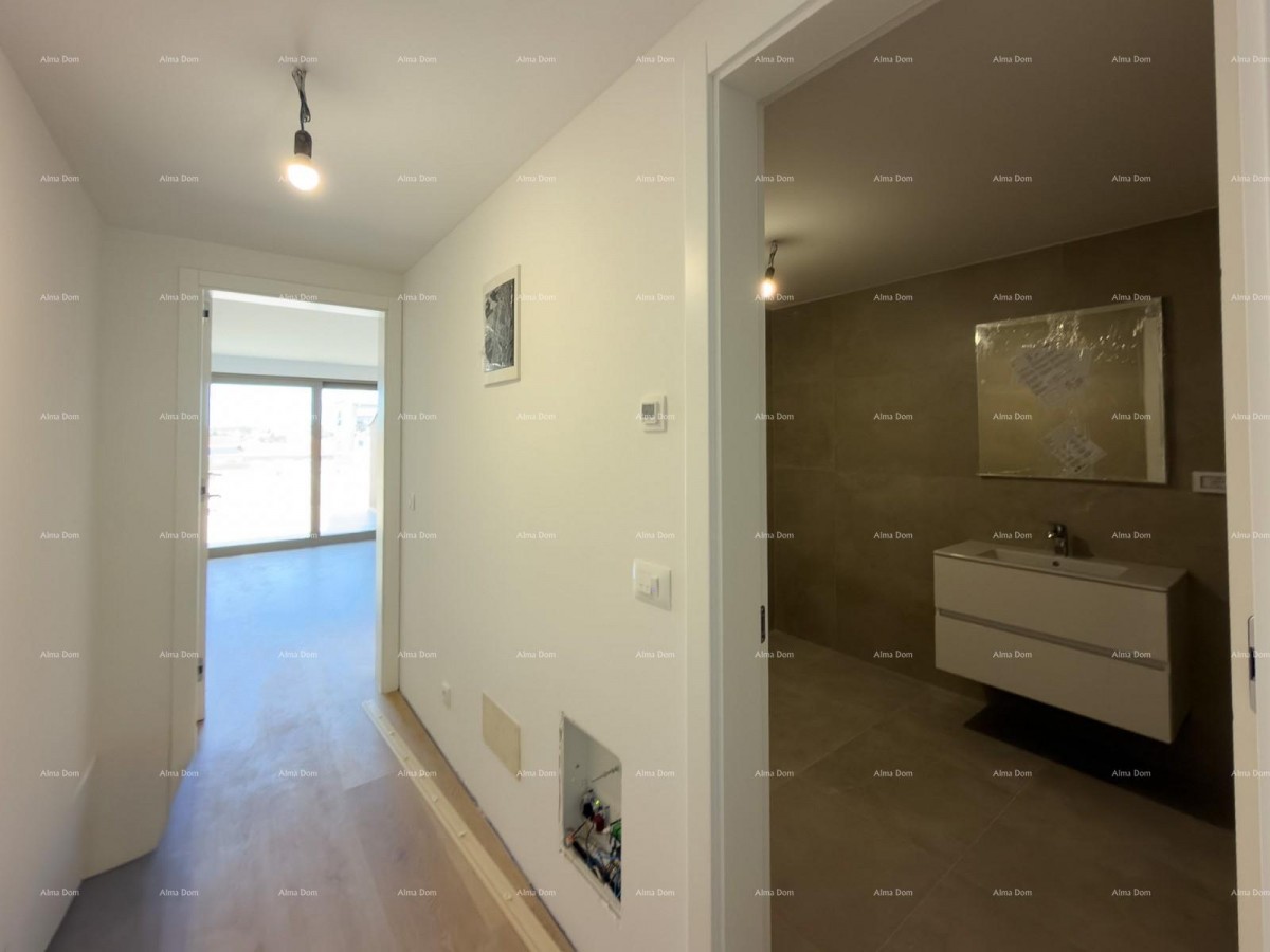 DVOETAŽNI APARTMA V CENTRU POREČA 7