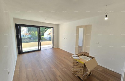 Nuova costruzione! Medulin! Vendita. Due nuovi edifici, 200 metri dal mare. Vicinanza diretta all'hotel Medulin.