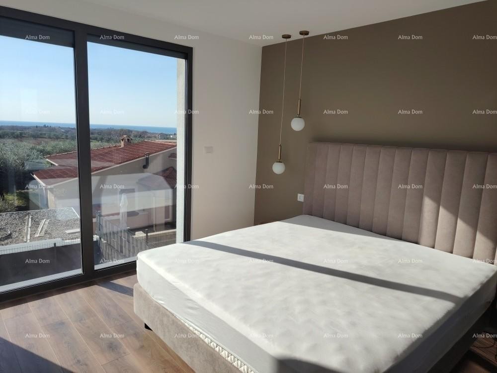 Top-notch three-bedroom apartment with a sea view, furnished 15