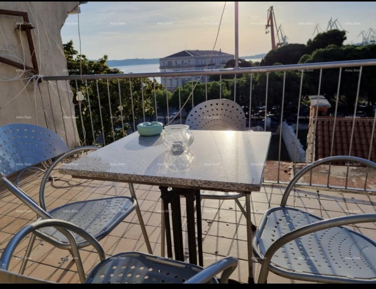 PULA STARA JEZGRA GRADA. KUĆA NA 5 MANJIH ETAŽA. 11