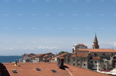 Sale of apartments in a residential-commercial building with a sea view, center of Umag! / S9a