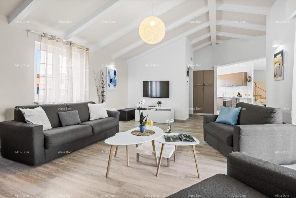 Продам красивую, роскошную истрийскую виллу в привлекательном месте, Пошеси, Медулин! 11