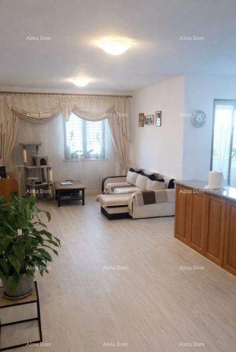 Rovinj – property with two apartments, sea view, and parking space 2