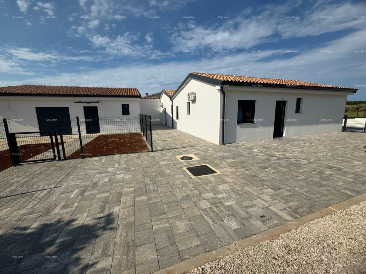 Vendita - casa bifamiliare con piscina riscaldata, nei dintorni di Poreč! 16