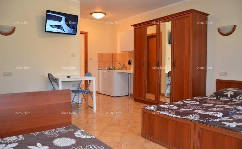 Apartmanski objekt s bazenom na odličnoj lokaciji, s pogledom na more u Medulinu 2