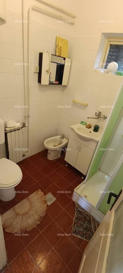 In vendita casa  – Raša 6