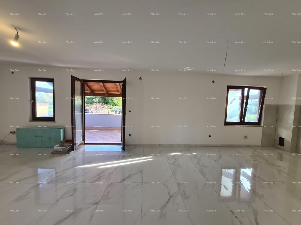 Пореч – семейный дом с двумя жилыми единицами 12