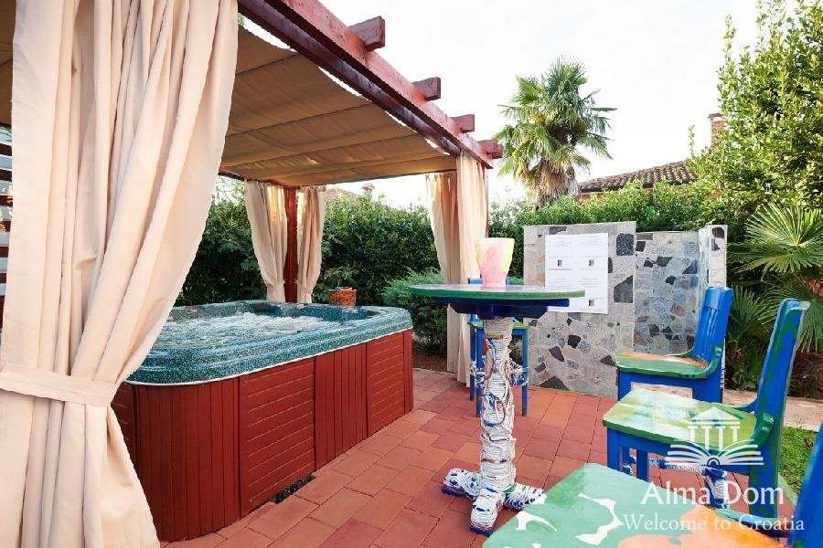 Hiša, blizu mesta Umag. 1