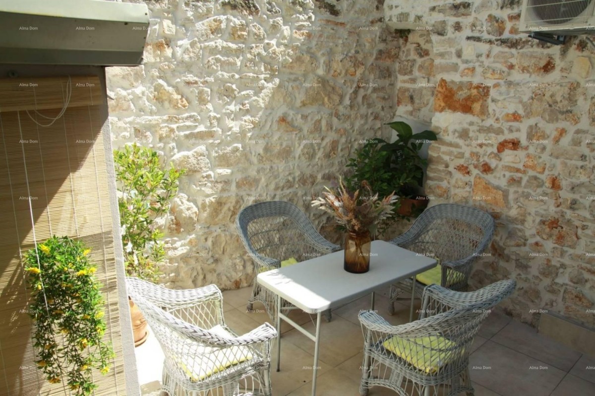 Stan u centru Pule, 79 m² 1