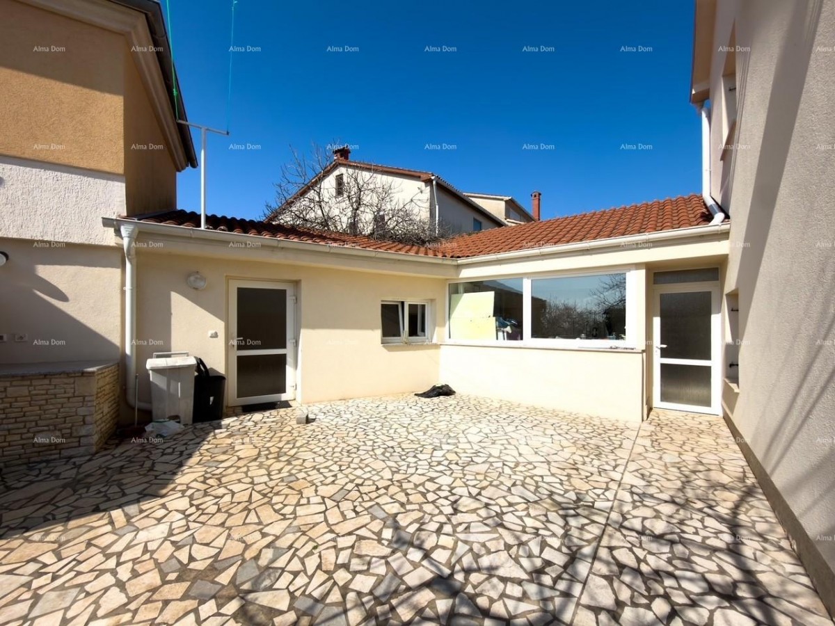 Ližnjan, renovated and fully furnished house with a garage and a cellar 47