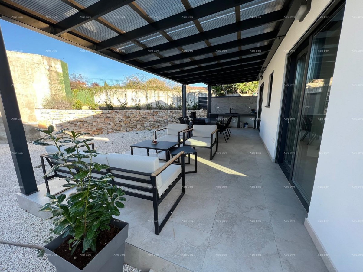 Vendita di una moderna villa con piscina, Svetvinčenat! 14