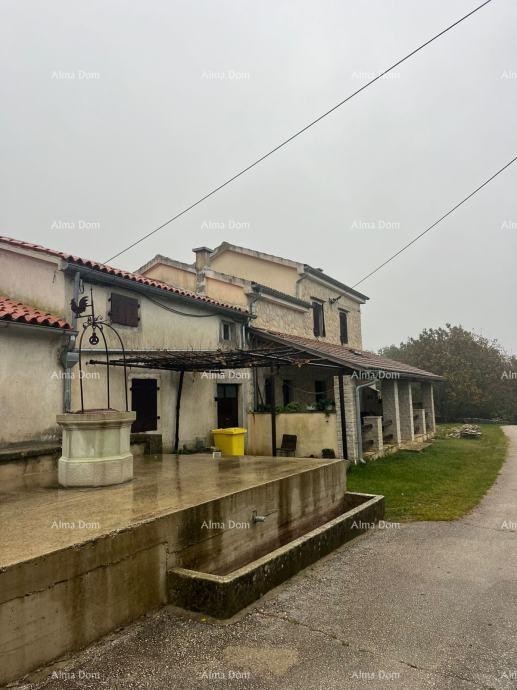 In vendita casa familiare in una zona tranquilla nei dintorni di Labin 2