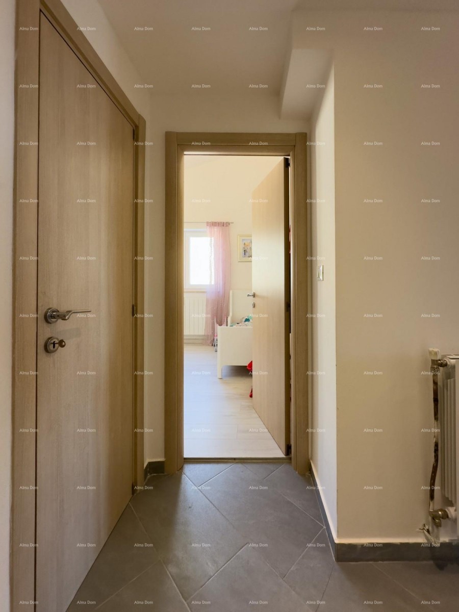 We are selling an apartment with a sea view! 4