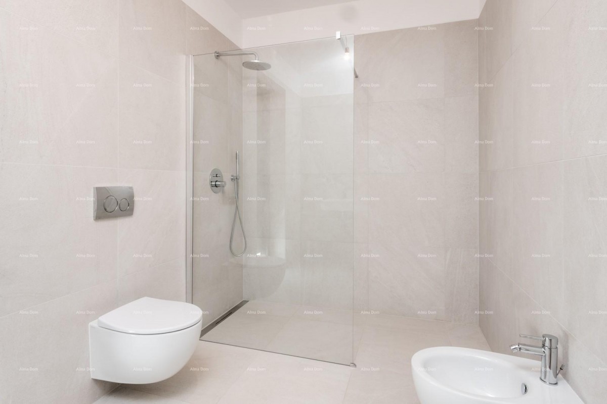 Роскошный семейный дом с бассейном на продажу в Лабинчи, недалеко от Пореча 25