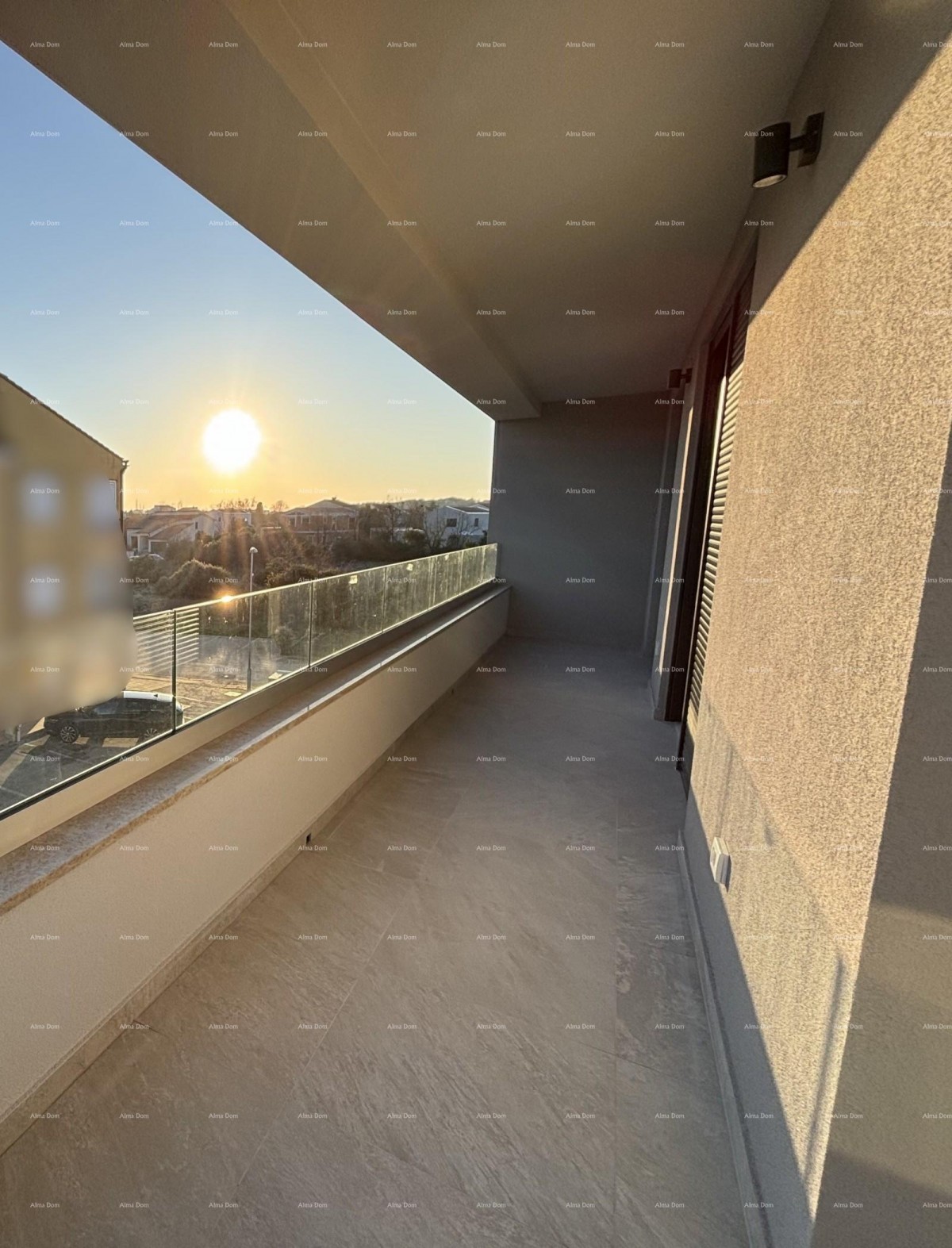 PULA, Valdebek - Prostrani stan u za prodaju, 2 terase, novogradnja / B4 3