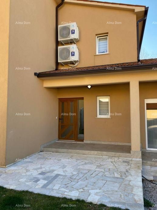For sale: House, 200 m²,  Raša 15