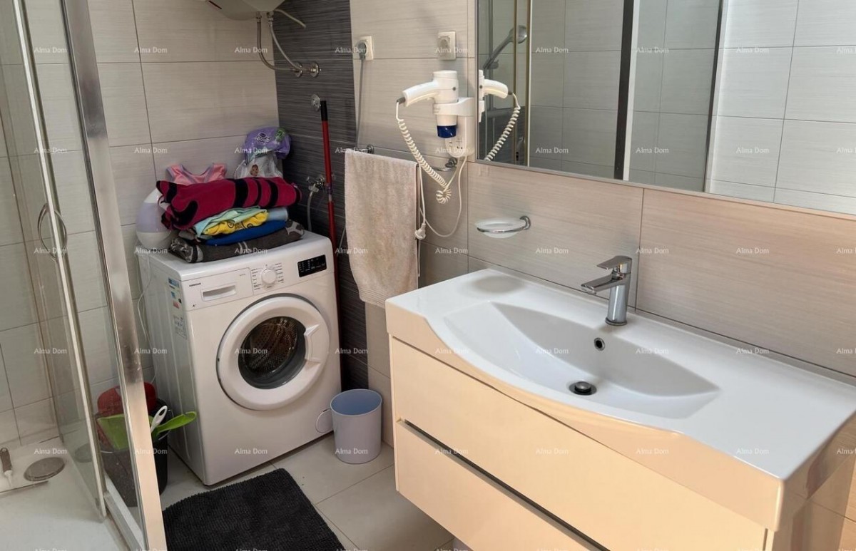 Prodaje se 2-sobni stan, VABRIGA, 68 m2, sa bazenom 10