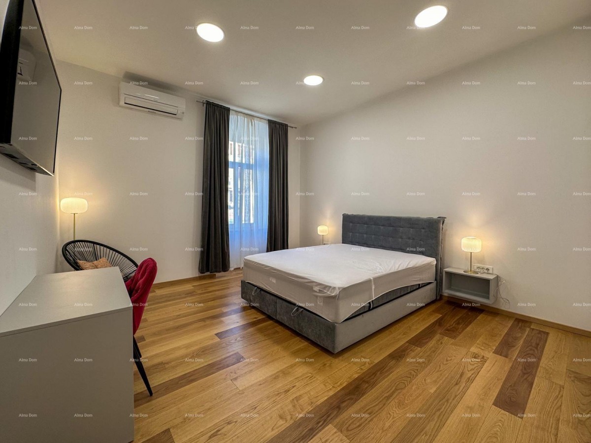 Predivan, renovirani stan u strogom centru, na gradskoj tržnici, Pula! 15