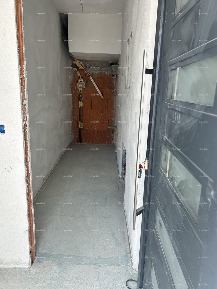 Продаем квартиру в прекрасном месте Умаг 2