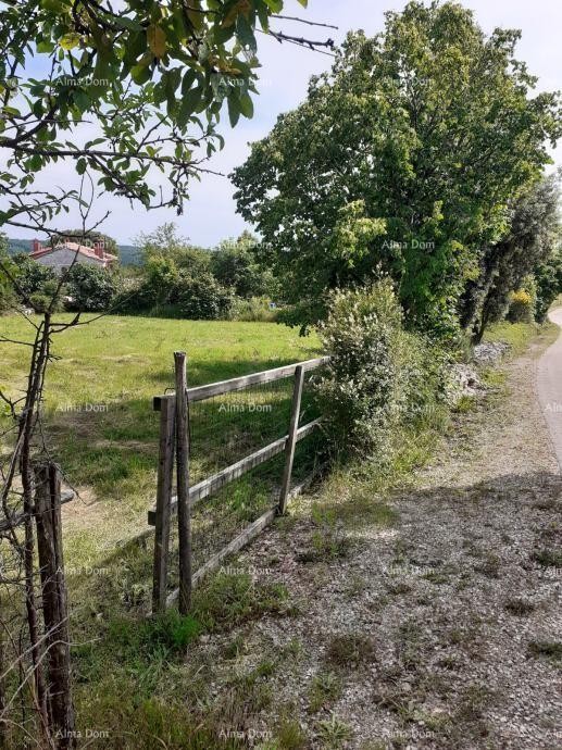 Sale of a house with two building plots – Tinjan 2