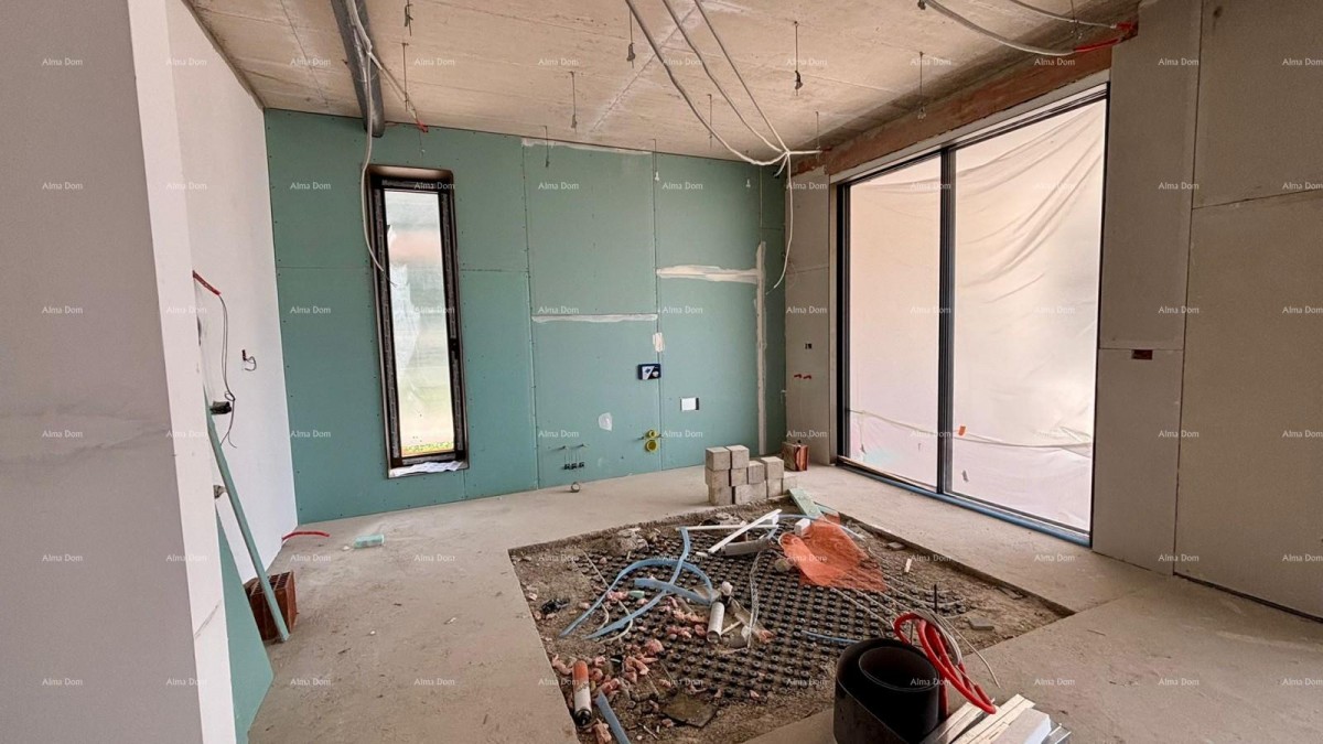 Prodaje se moderna vila u Rovinju 44