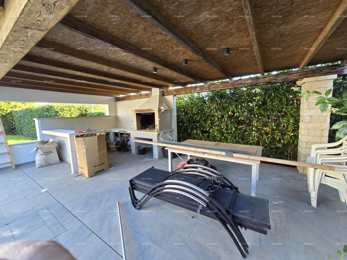 Современный дом с бассейном в Пуле, недалеко от центра! 31