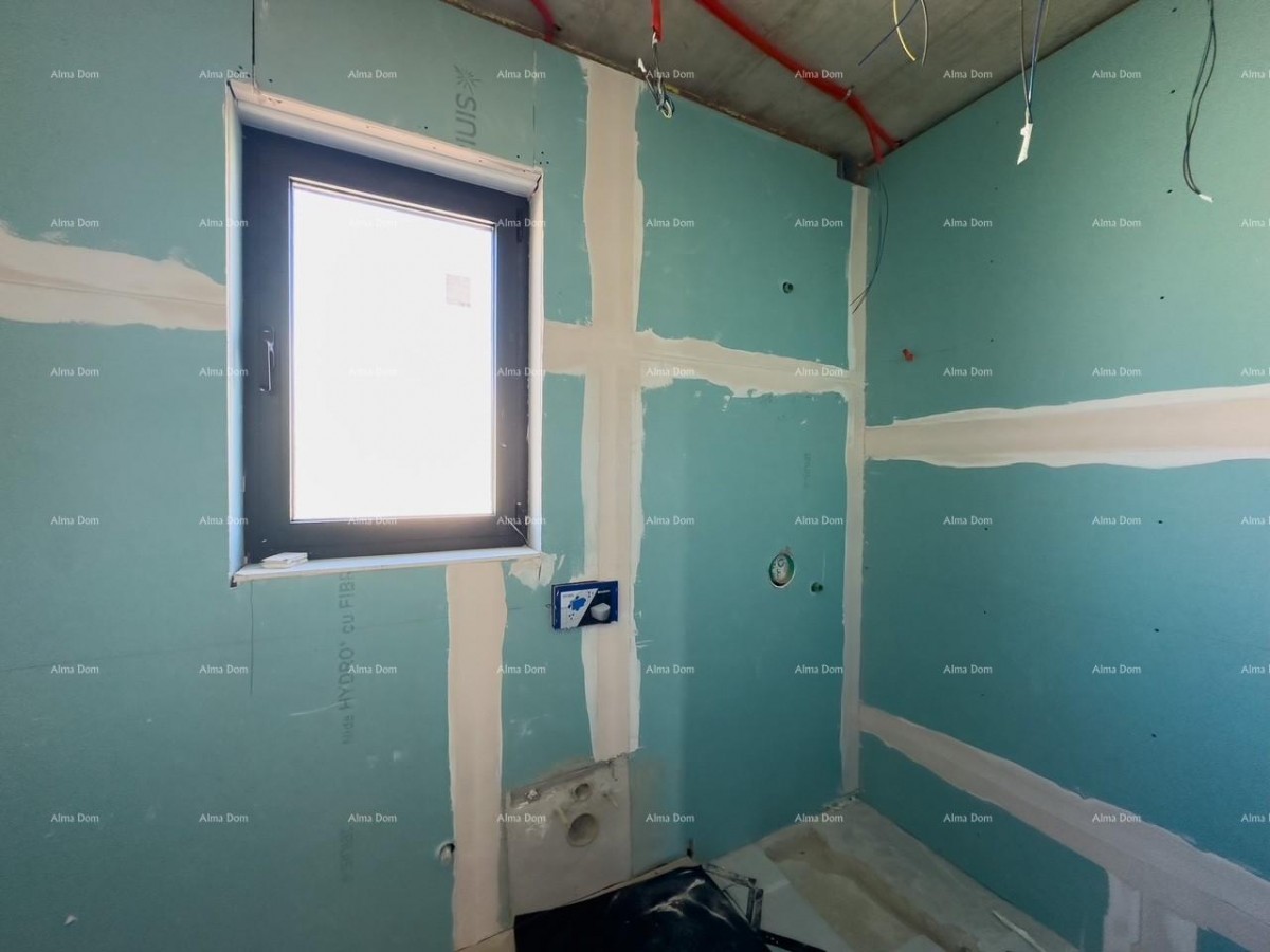 Prodajemo stan na drugom katu male zgrade!  Štinjan. 21