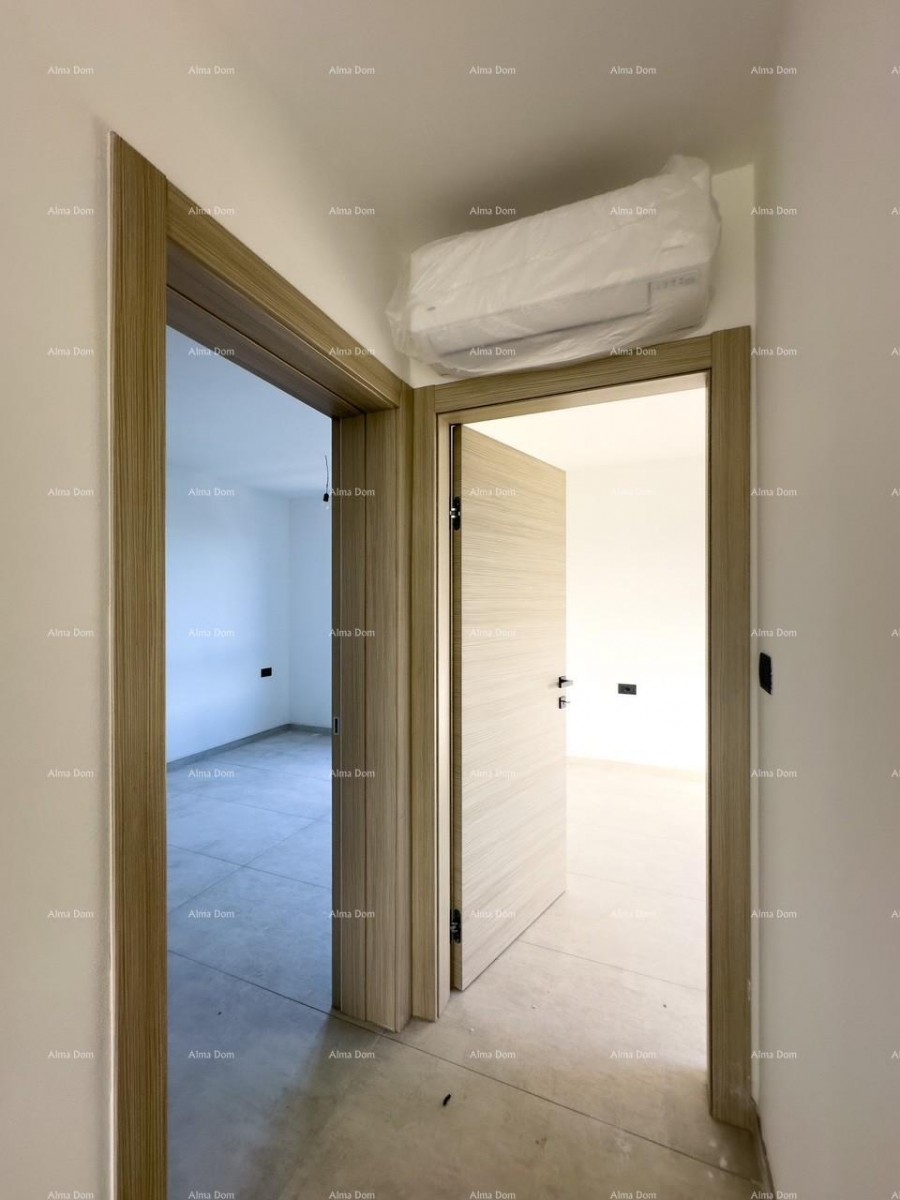 Prodajemo stan u novoj zgradi u Banjolama. 10