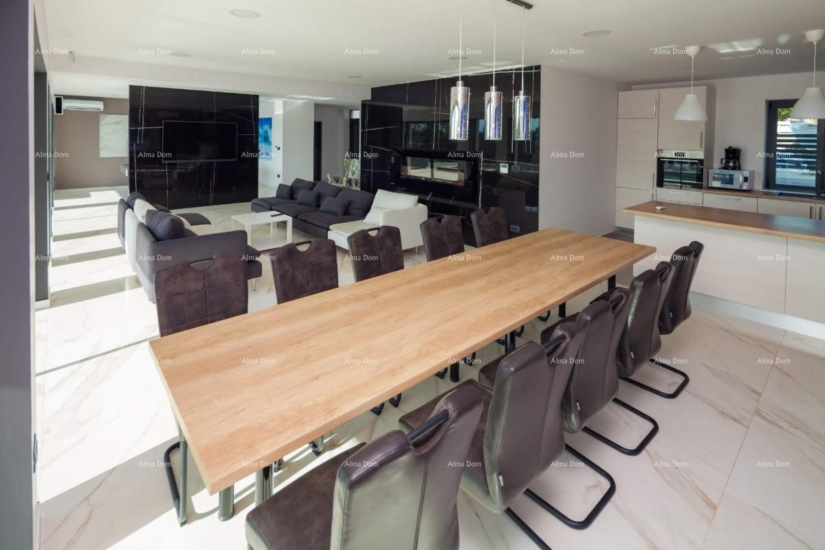 Современная вилла с бассейном в Премантуре! 7