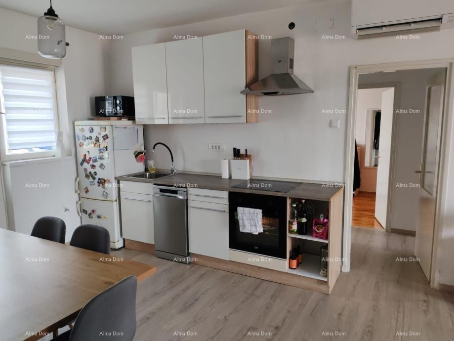 УМАГ, просторная квартира 80 м² 2