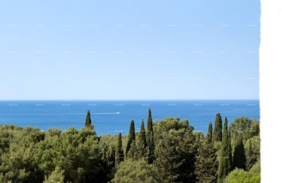 Продажа - квартира с видом на море - две минуты до набережной Лунгомаре, Пула!