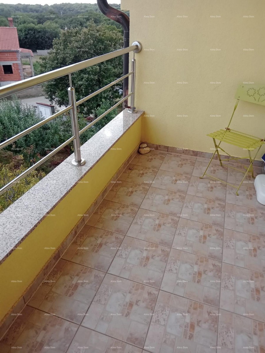 Prodaja velikega, lepo urejenega in popolnoma opremljenega apartmaja, s pogledom na morje, Ližnjan! 9