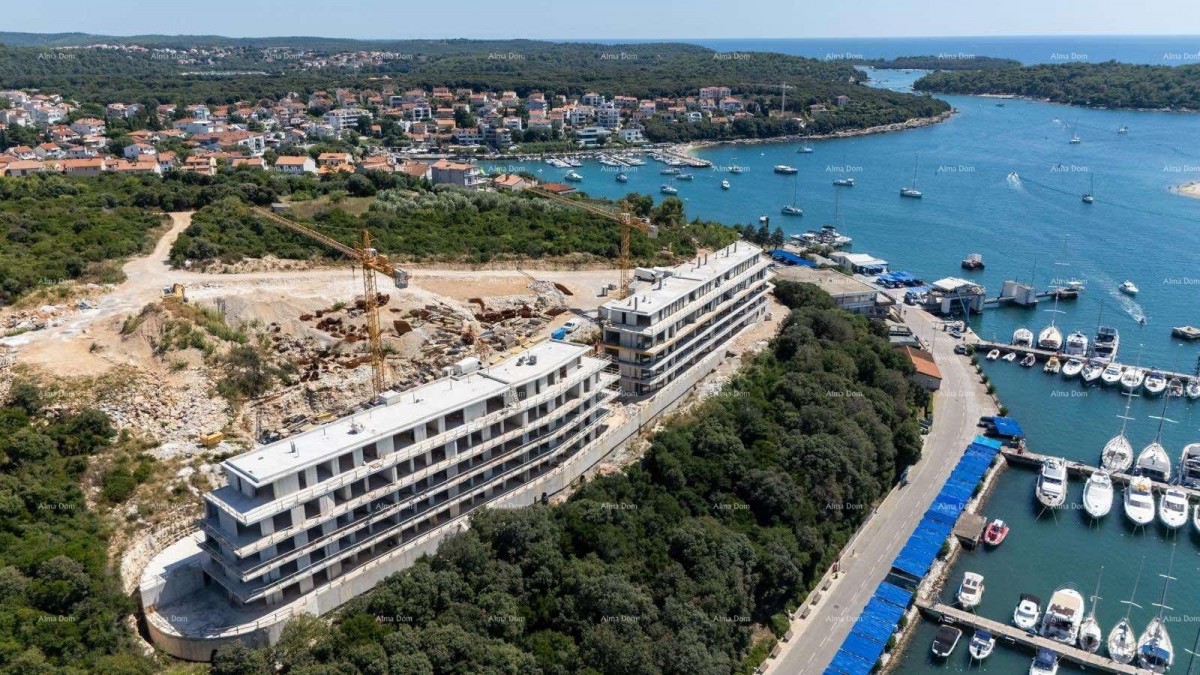 Vendita di appartamenti moderni in un edificio esclusivo con vista sul porto, Pula! 1