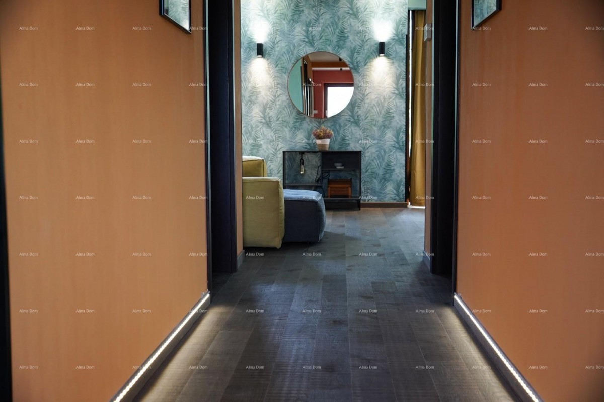 Rovinj. Stanovanje v prvem nadstropju hiše 5