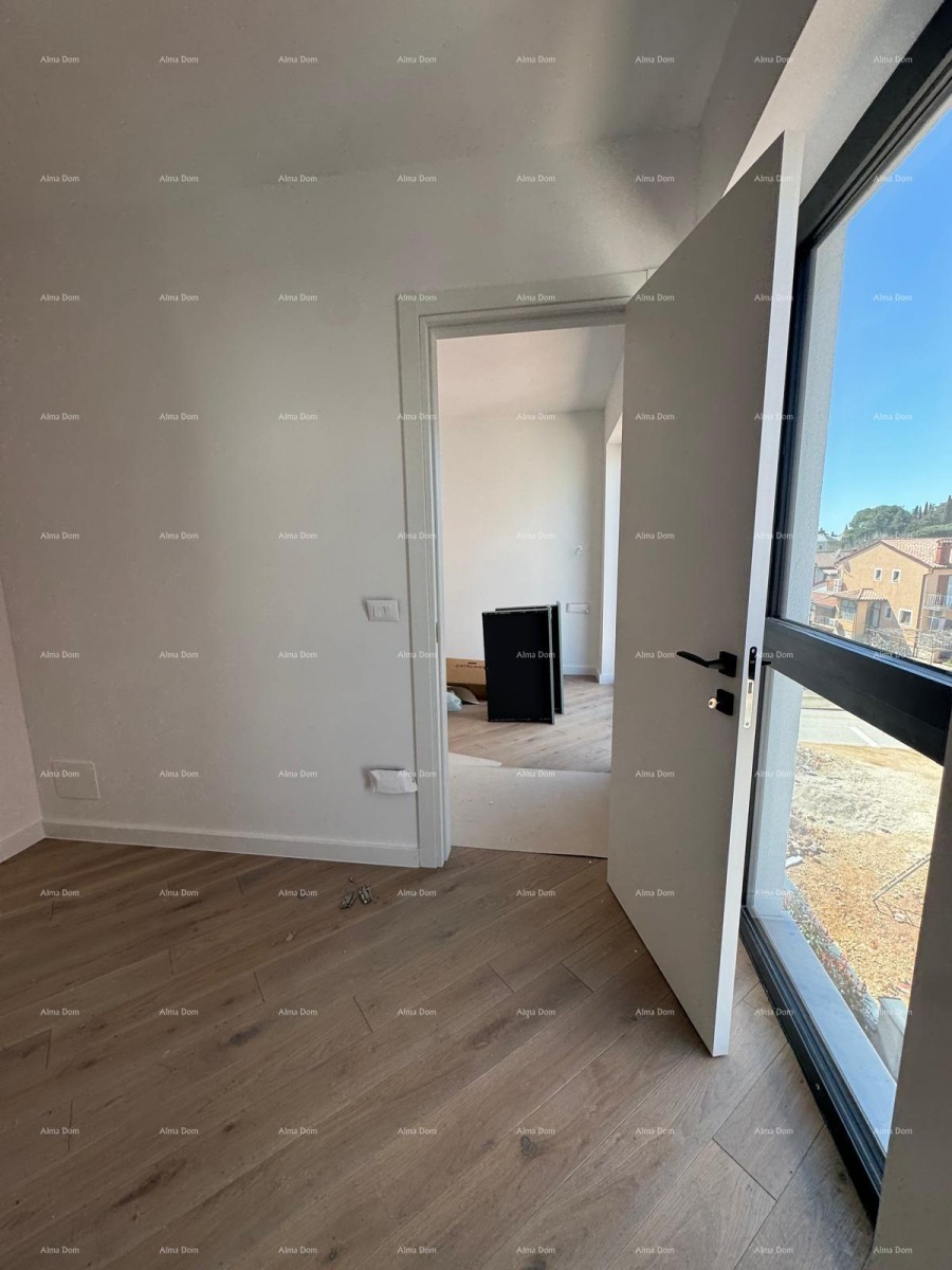 ROVINJ - DVOETAŽNI APARTMAN S PREKRASNIM POGLEDOM NA MORE (F) 1