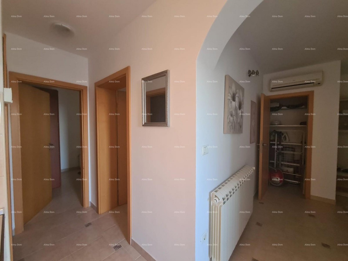 Продается очаровательная квартира на первом этаже, 60 м², Дуга Увала 6
